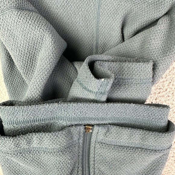 The North Face Men's Medium Blue Long Sleeve Full Zip Pocket Active Sweater Used - Picture 10 of 11